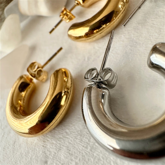 Mayari 20mm Chunky Hoops in Gold and Silver