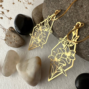 Tigris Raw Brass Rhombus Flowers Drop Earrings