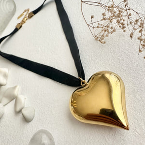 Topanga Velvet Choker Necklace with Heart Pendant