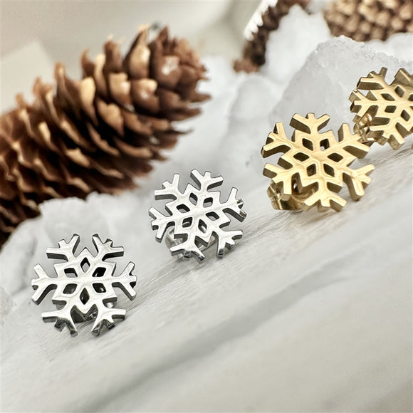 NEIGE Snowflake Stud Earrings