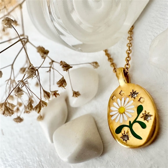 Bellis Daisy Charm Necklace in Gold